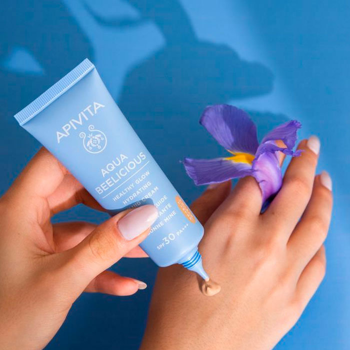 Apivita Aqua Beelicious Crema Fluida Iluminadora Hidratante Spf30 con Color 40ml