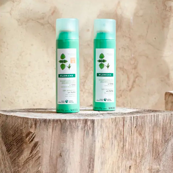 Klorane Champú Seco Purificante con Color Ortiga y Vitamina E Cabellos Grasos Morenos 150ml